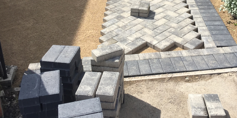 Block paving colours and finishes available to Oadby customers